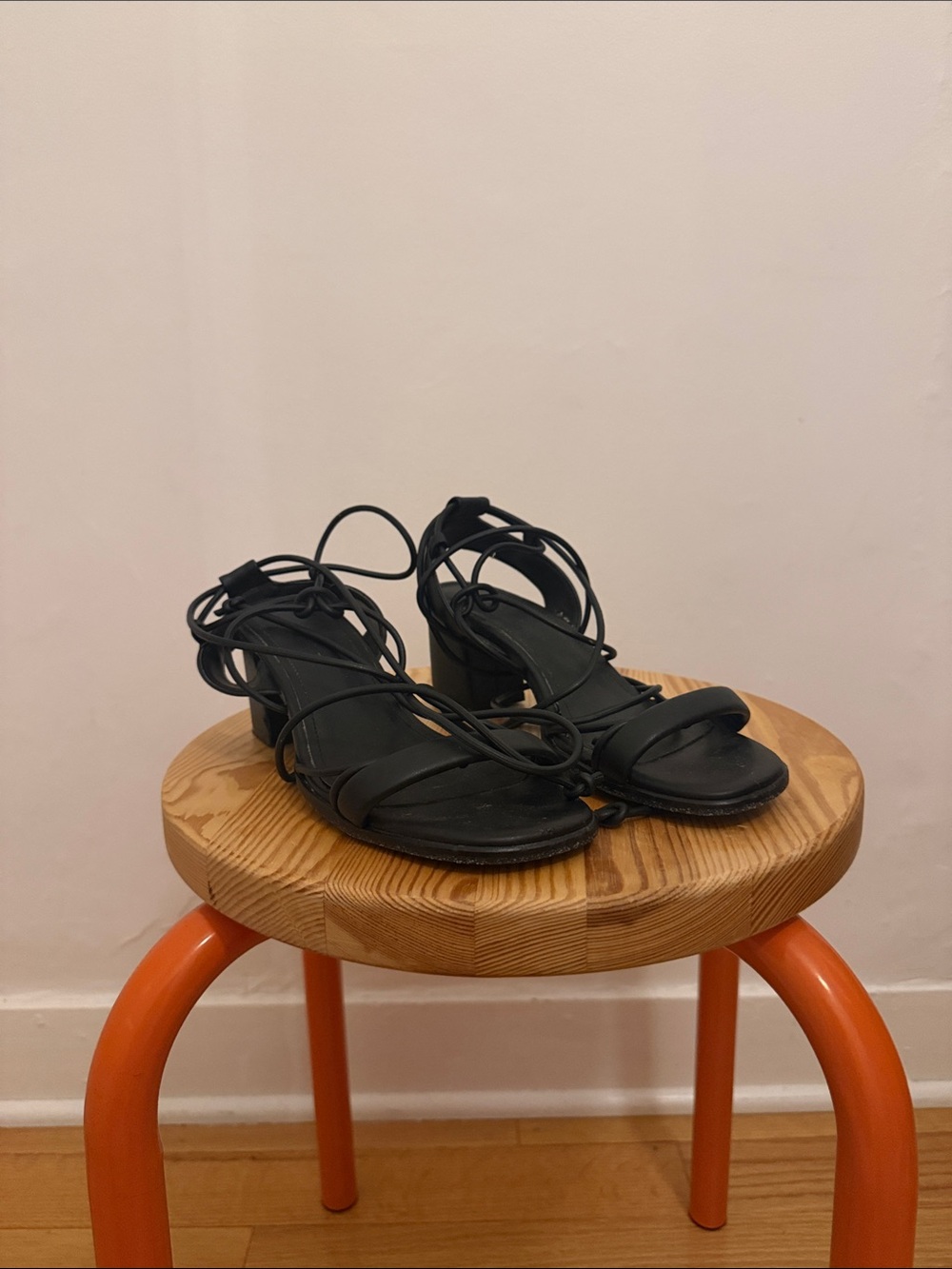 Alohas Lace Up Block Heel Sandals - Picture 1 of 4